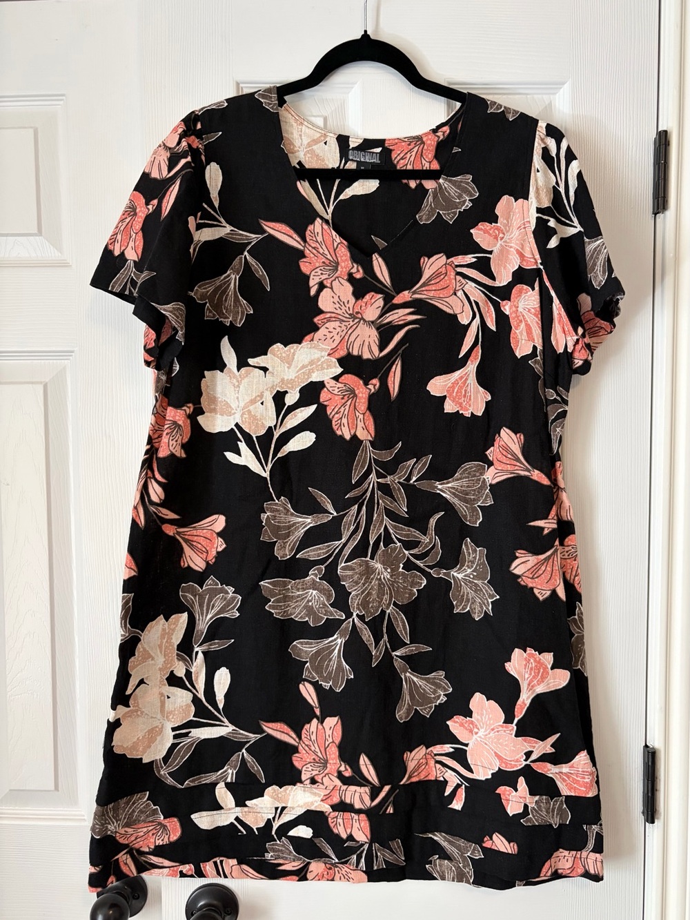 EUC Nicole Miller Black Floral V-Neck linen dress with Coral & Cream sz XL